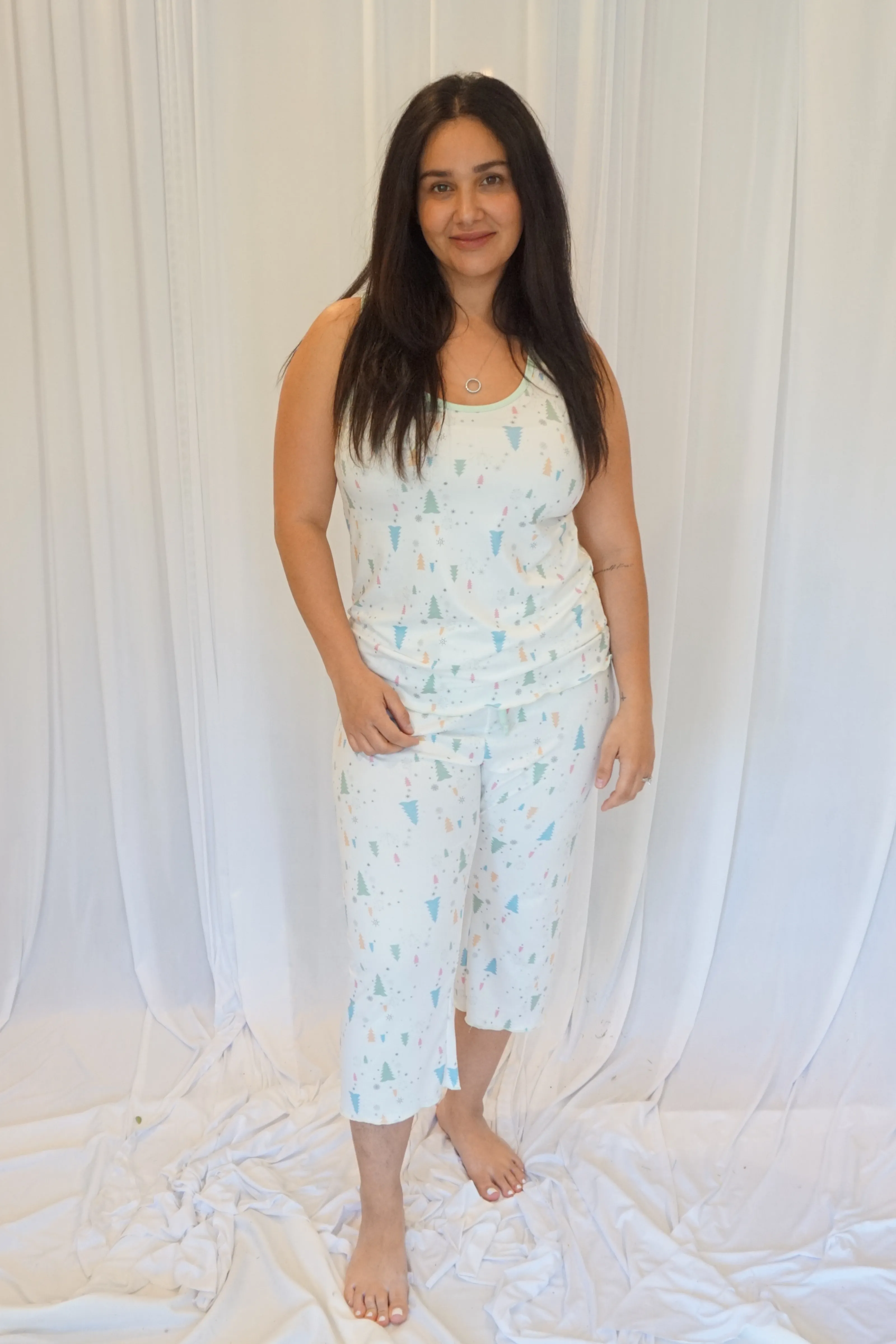 Cozy Christmas White Capris Set