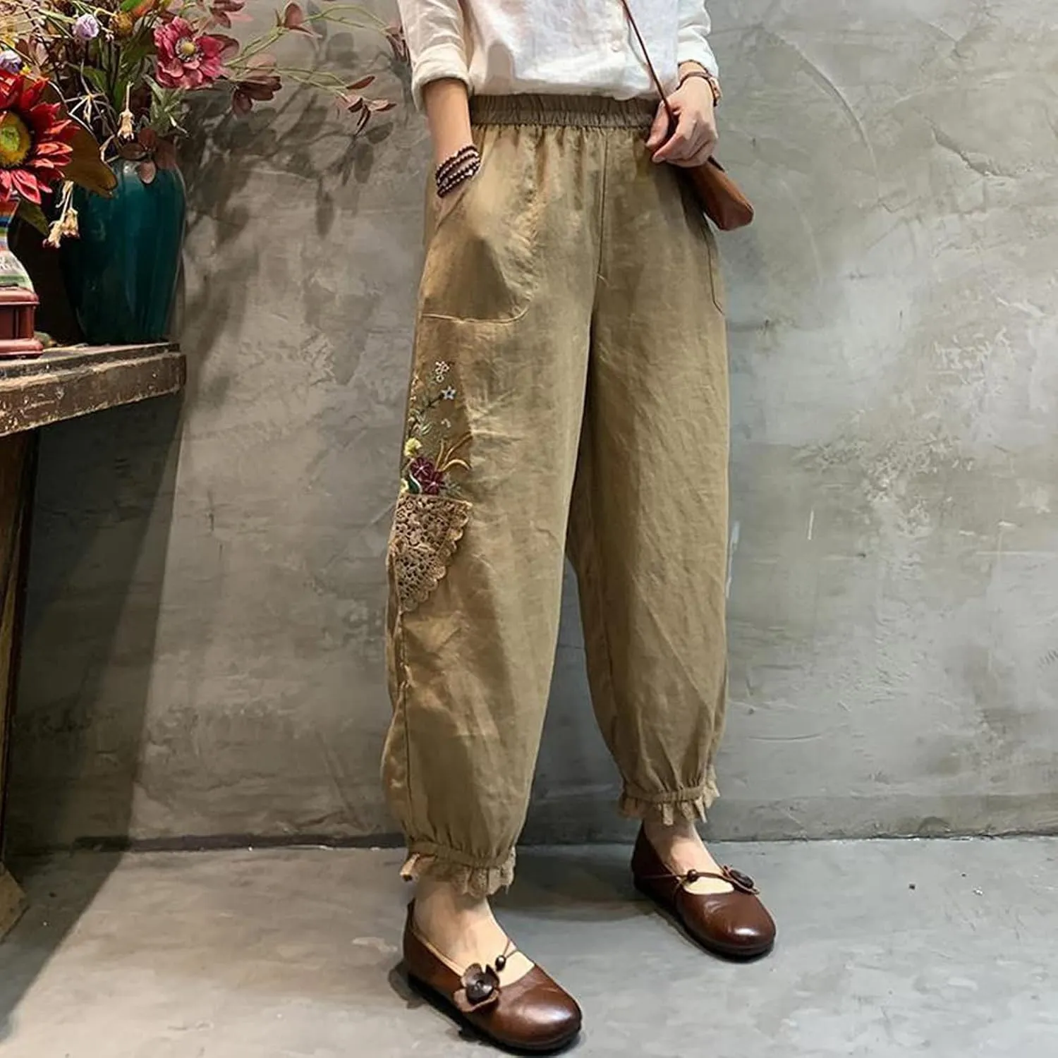 Women's Vintage Boho Capri Pants Ruffle Hem Embroidered Cotton Linen Pants Elastic Waist Summer Cropped Trousers